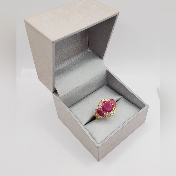 18k Yellow Gold 925 Sterling Silver Ring Genuine Oval Ruby Ring Three Stone Ring - Picture 9 of 9